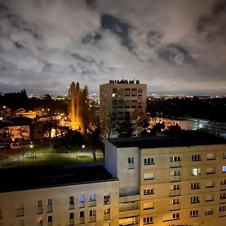 Apartment 2 Superbes D Dans Un Avec Magnifique Vue Sur Paris *