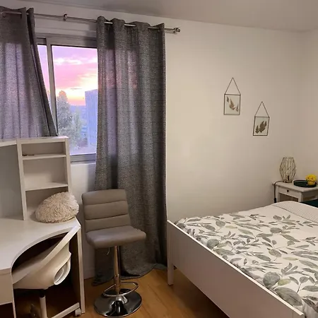 Apartment 2 Superbes D Dans Un Avec Magnifique Vue Sur Paris *